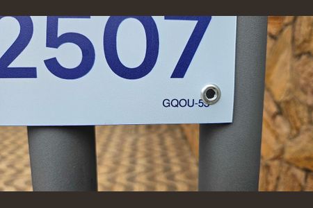 Casa para alugar com 420m², 4 quartos e 6 vagas Casa para alugar com 420m², 4 quartos e 6 vagasPlaca