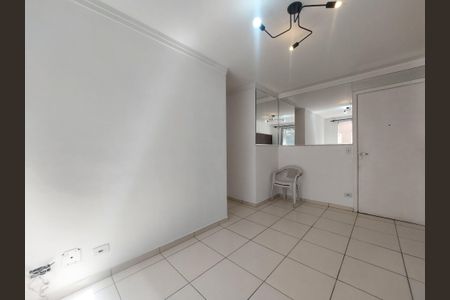 Sala de apartamento para alugar com 2 quartos, 43m² em Socorro, São Paulo
