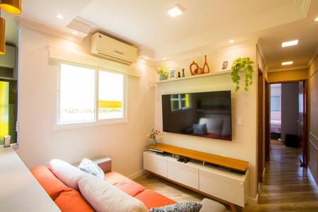 Sala de apartamento para alugar com 2 quartos, 57m² em Vila Pires, Santo André