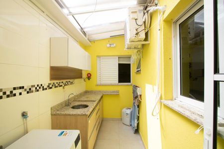 Apartamento para alugar com 57m², 2 quartos e 1 vagaÁrea de serviço