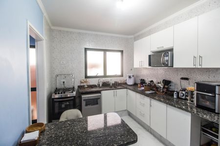 Apartamento à venda com 155m², 3 quartos e 2 vagas Apartamento à venda com 155m², 3 quartos e 2 vagasCozinha