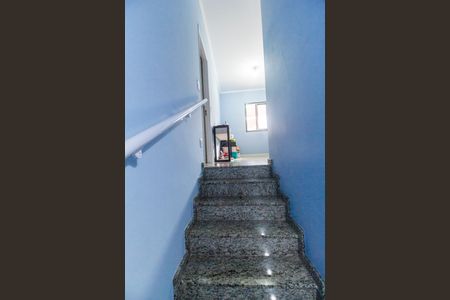 Apartamento à venda com 155m², 3 quartos e 2 vagas Apartamento à venda com 155m², 3 quartos e 2 vagasEscada