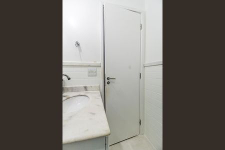 Apartamento à venda com 155m², 3 quartos e 2 vagas Apartamento à venda com 155m², 3 quartos e 2 vagasBanheiro 2