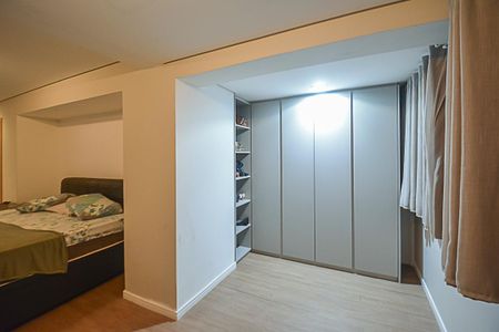 Apartamento à venda com 240m², 4 quartos e 4 vagas Apartamento à venda com 240m², 4 quartos e 4 vagasSuíte 4