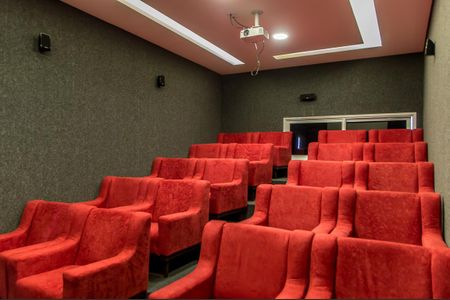 Apartamento à venda com 240m², 4 quartos e 4 vagasCinema