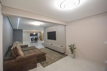 Apartamento à venda com 240m², 4 quartos e 4 vagas Apartamento à venda com 240m², 4 quartos e 4 vagasSala
