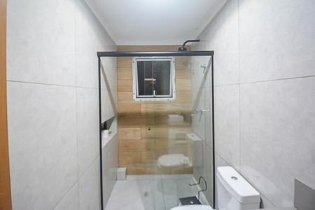 Apartamento à venda com 240m², 4 quartos e 4 vagas Apartamento à venda com 240m², 4 quartos e 4 vagasBanheiro da Suíte 2