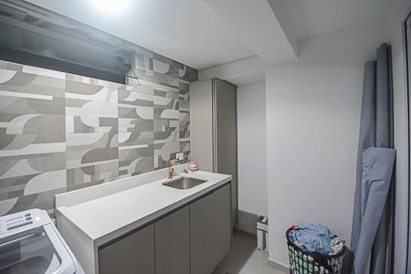 Apartamento à venda com 240m², 4 quartos e 4 vagas Apartamento à venda com 240m², 4 quartos e 4 vagasÁrea de Serviço