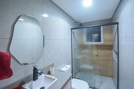 Apartamento à venda com 240m², 4 quartos e 4 vagas Apartamento à venda com 240m², 4 quartos e 4 vagasBanheiro da Suíte