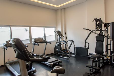 Apartamento à venda com 240m², 4 quartos e 4 vagas Apartamento à venda com 240m², 4 quartos e 4 vagasÁrea comum - Academia