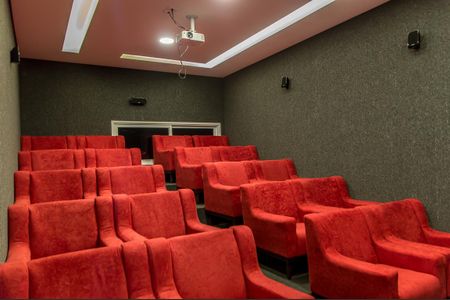 Apartamento à venda com 240m², 4 quartos e 4 vagasCinema