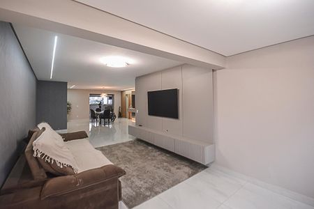 Apartamento à venda com 240m², 4 quartos e 4 vagasSala