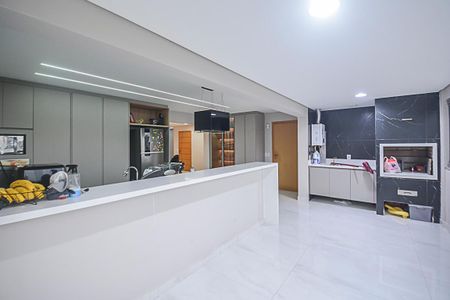Apartamento à venda com 240m², 4 quartos e 4 vagasVaranda gourmet