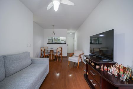 Apartamento para alugar com 74m², 2 quartos e 1 vagaSala