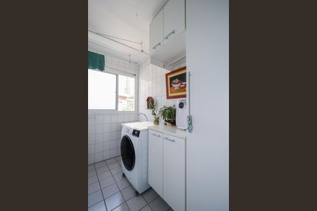 Apartamento para alugar com 74m², 2 quartos e 1 vagaÁrea de Serviço