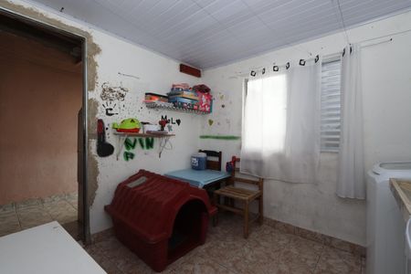 Casa à venda com 180m², 4 quartos e 1 vagaLavanderia