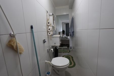 Banheiro da Suíte de casa à venda com 4 quartos, 180m² em Vila Cruzeiro, São Paulo