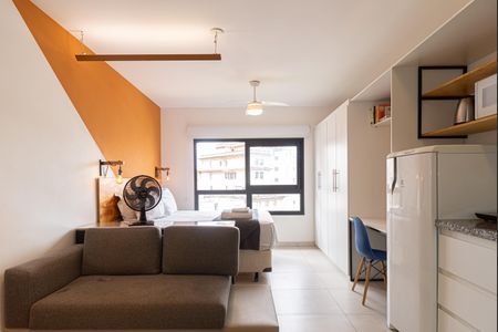 Sala de kitnet/studio para alugar com 1 quarto, 24m² em Consolação, São Paulo