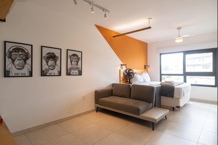 Sala de kitnet/studio para alugar com 1 quarto, 24m² em Consolação, São Paulo