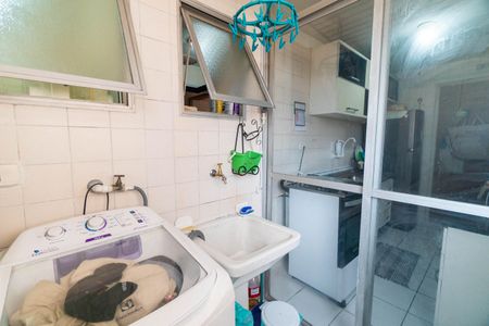 Apartamento à venda com 83m², 3 quartos e 1 vagaÁrea de Serviço