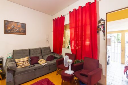 Sala  de casa à venda com 5 quartos, 250m² em Jardim Roberto, Osasco