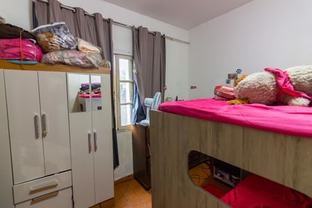 Casa à venda com 250m², 5 quartos e 3 vagasQuarto 2