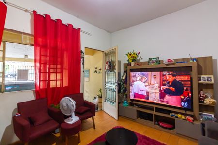 Sala  de casa à venda com 5 quartos, 250m² em Jardim Roberto, Osasco