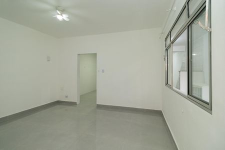 Sala de casa para alugar com 2 quartos, 80m² em Vila Fatima, São Paulo