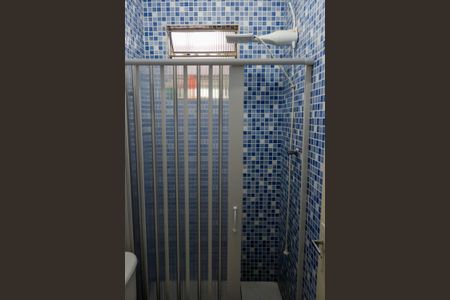 Casa à venda com 147m², 4 quartos e 3 vagasBanheiro 1