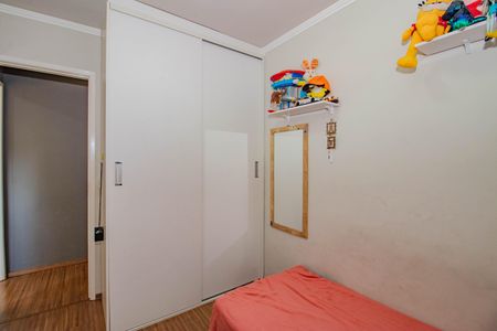 Quarto 2 de apartamento à venda com 2 quartos, 59m² em Jardim Itu, Porto Alegre