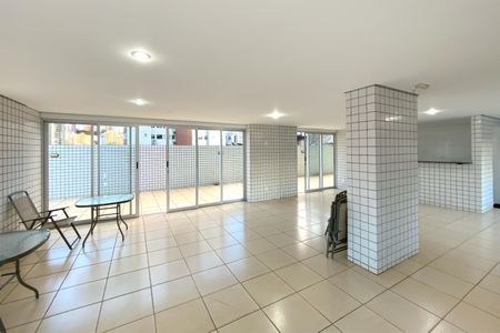 Apartamento à venda com 97m², 3 quartos e 2 vagas Apartamento à venda com 97m², 3 quartos e 2 vagasÁrea comum
