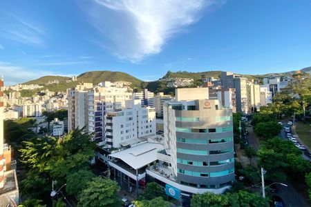 Apartamento à venda com 97m², 3 quartos e 2 vagas Apartamento à venda com 97m², 3 quartos e 2 vagasVista do Quarto 2