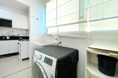 Apartamento à venda com 97m², 3 quartos e 2 vagas Apartamento à venda com 97m², 3 quartos e 2 vagasÁrea de Serviço