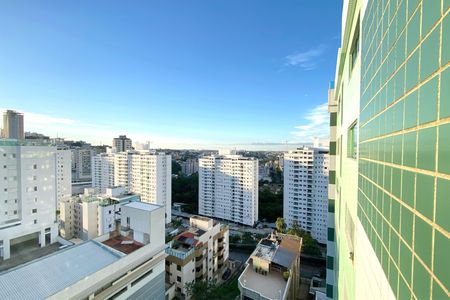 Apartamento à venda com 97m², 3 quartos e 2 vagas Apartamento à venda com 97m², 3 quartos e 2 vagasVista da Suite 1