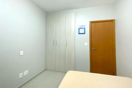 Apartamento à venda com 97m², 3 quartos e 2 vagas Apartamento à venda com 97m², 3 quartos e 2 vagasQuarto 2