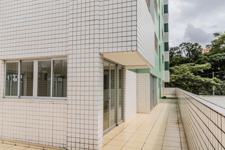 Apartamento à venda com 97m², 3 quartos e 2 vagasÁrea externa