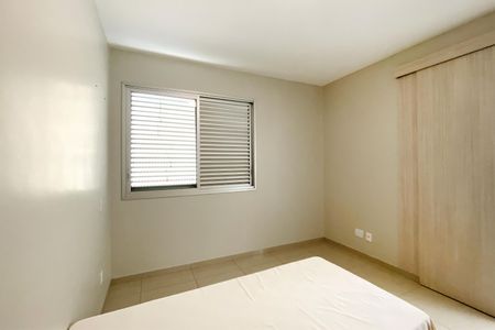 Apartamento à venda com 97m², 3 quartos e 2 vagas Apartamento à venda com 97m², 3 quartos e 2 vagasSuite 1