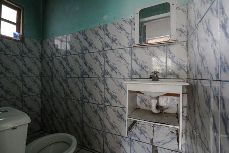 Banheiro de casa para alugar com 2 quartos, 150m² em Jardim Apolo, Mogi das Cruzes