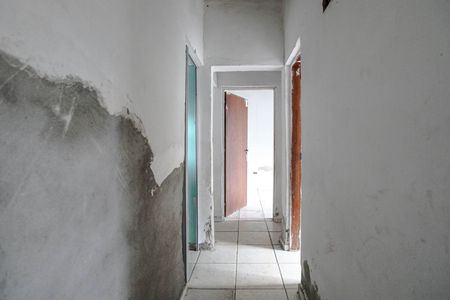 Corredor de casa para alugar com 2 quartos, 150m² em Jardim Apolo, Mogi das Cruzes