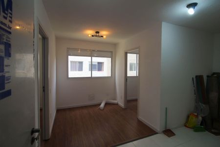 Sala de apartamento para alugar com 2 quartos, 32m² em Quinta da Paineira, São Paulo