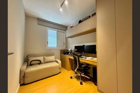 Apartamento à venda com 95m², 3 quartos e 2 vagasquarto 3