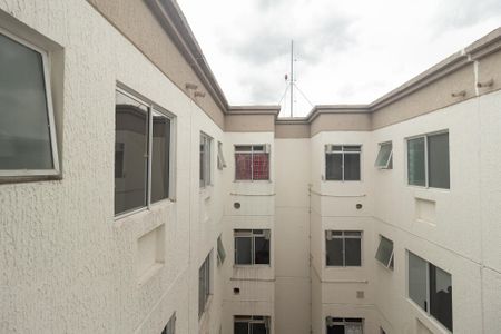 Apartamento para alugar com 43m², 2 quartos e 1 vagaVista da Cozinha e Área de Serviço