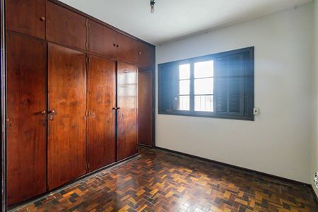 Casa à venda com 100m², 3 quartos e 2 vagasSuite