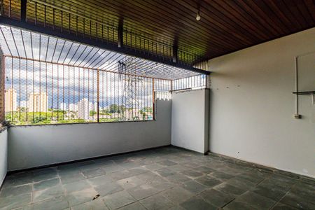 Casa à venda com 100m², 3 quartos e 2 vagasÁrea externa
