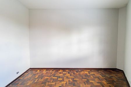 Casa à venda com 100m², 3 quartos e 2 vagasQuarto 02