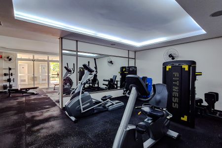 Apartamento à venda com 81m², 2 quartos e 2 vagas Apartamento à venda com 81m², 2 quartos e 2 vagasÁrea comum - Academia