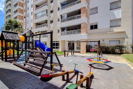Apartamento à venda com 81m², 2 quartos e 2 vagas Apartamento à venda com 81m², 2 quartos e 2 vagasÁrea comum - Playground