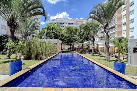 Apartamento à venda com 81m², 2 quartos e 2 vagas Apartamento à venda com 81m², 2 quartos e 2 vagasÁrea comum - Piscina