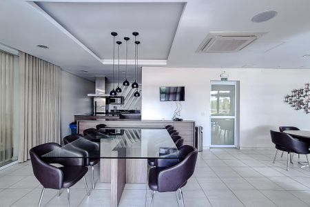 Apartamento à venda com 81m², 2 quartos e 2 vagas Apartamento à venda com 81m², 2 quartos e 2 vagasÁrea comum