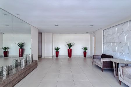 Apartamento à venda com 81m², 2 quartos e 2 vagas Apartamento à venda com 81m², 2 quartos e 2 vagasÁrea comum